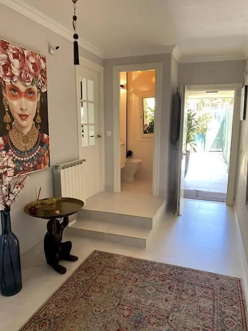 Casa Amplia Y Exclusiva Villa Málaga 0*,