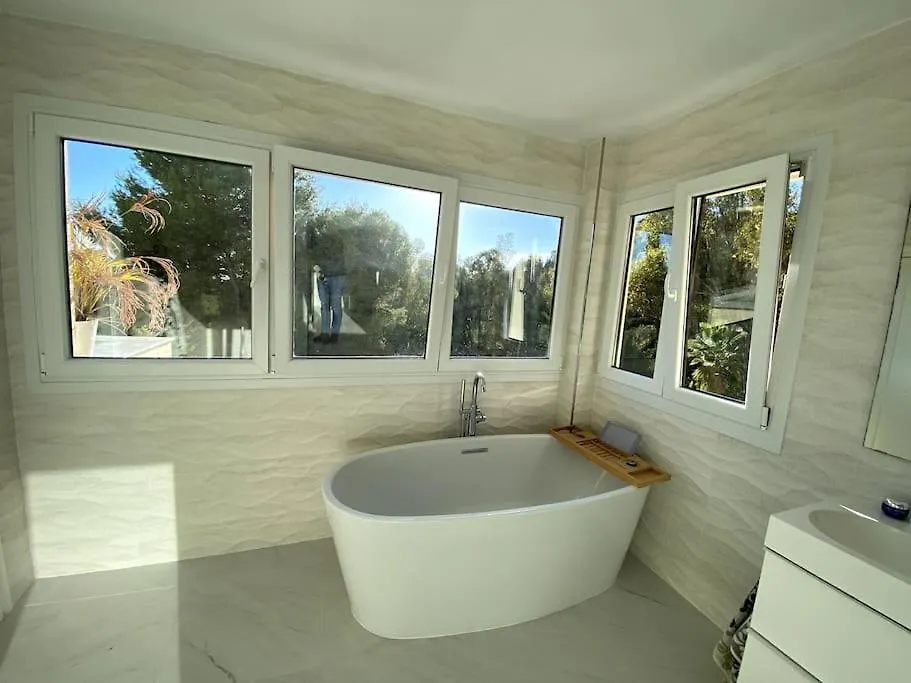 Casa Amplia Y Exclusiva Villa Málaga